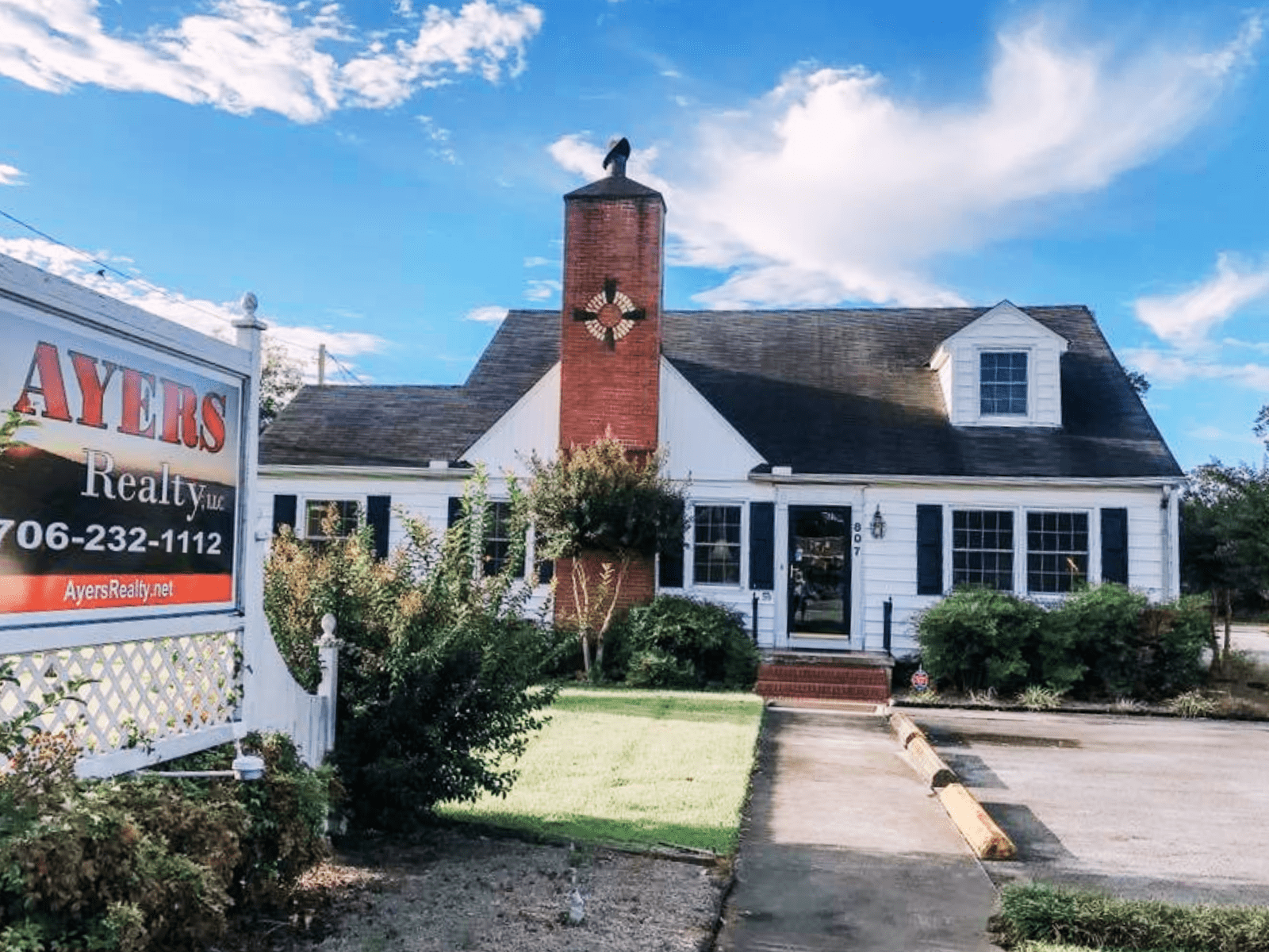 Ayers Realty on Shorter Ave in Rome GA - photo of their office